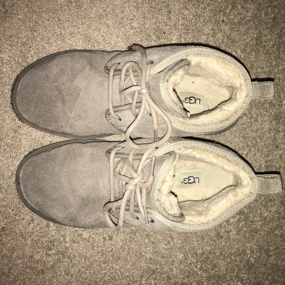 Men’s Uggs. Grey. Cozy.